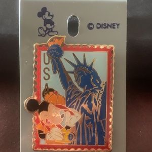 Disney Collectible Pin - Epcot Stamp Series-USA
